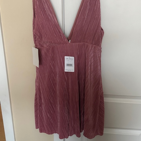 FREE PEOPLE | twist and shout pleated mini dress desert rose new with tags 10 - Picture 2 of 3